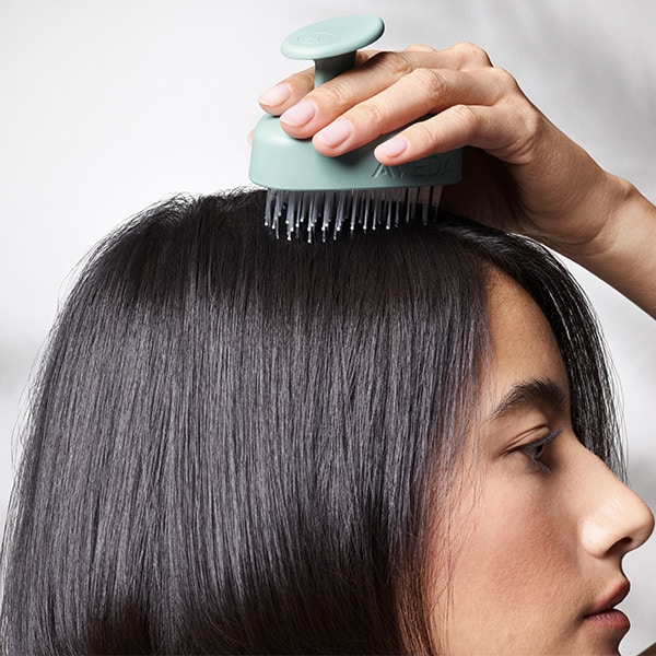 Finde einen Salon, um deinen Kopfhautservice zu buchen